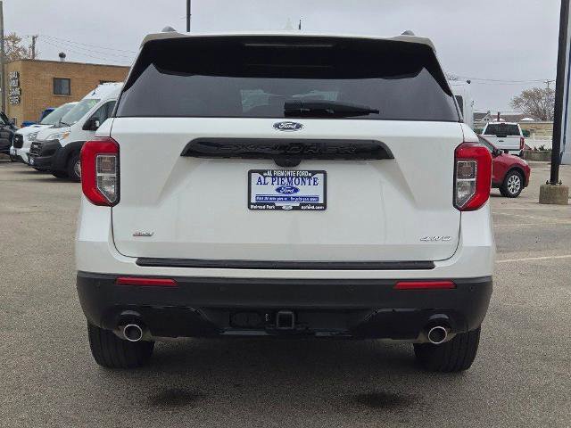 Certified 2023 Ford Explorer ST-Line w/ Class IV Trailer Tow Package image 3