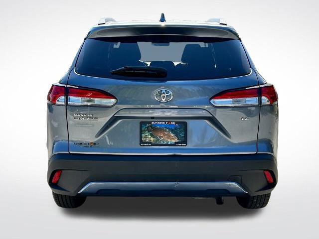 Used 2023 Toyota Corolla Cross LE image 3