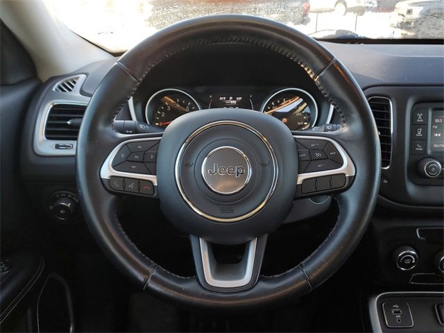 Used 2018 Jeep Compass Latitude image 27