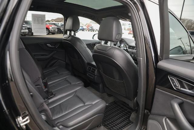 Used 2017 Audi Q7 3.0T Premium image 37