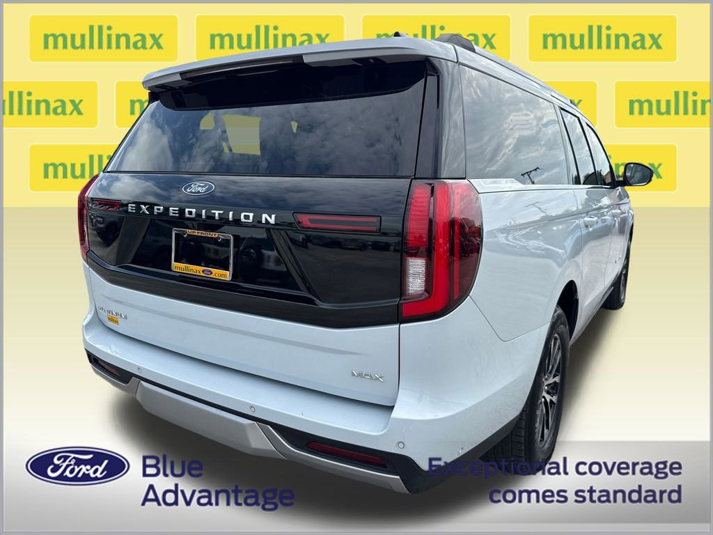 Certified 2025 Ford Expedition Max Platinum AWD/4WD image 4