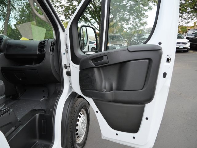 Used 2025 RAM ProMaster 2500 w/ U-Haul Equipment Group FWD image 12