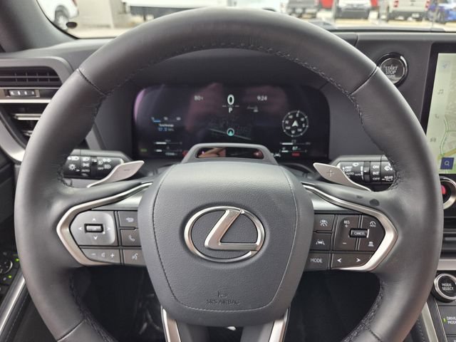 Used 2024 Lexus GX 550 w/ Accessory Package (2T) AWD/4WD image 28