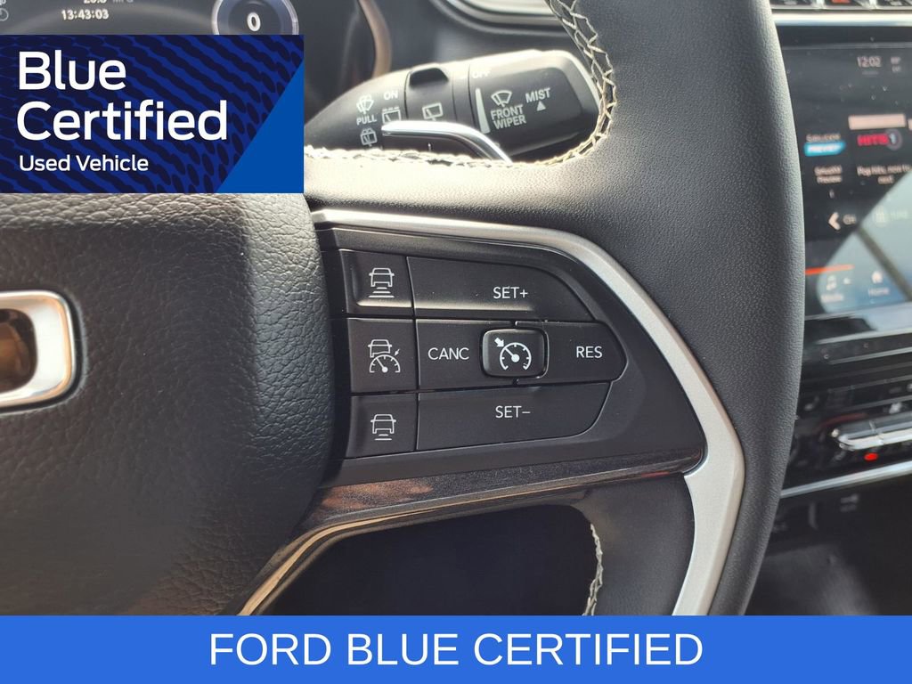 Used 2023 Jeep Grand Cherokee L Laredo RWD image 17