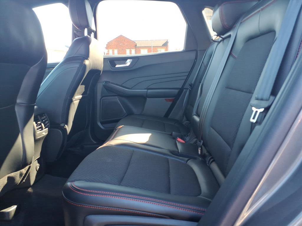Certified 2023 Ford Escape ST-Line w/ Tech Pack #1 image 9
