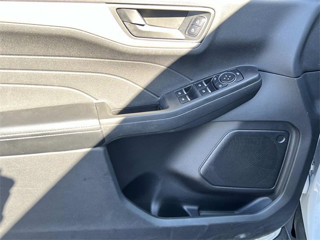 Certified 2022 Ford Escape SE w/ Convenience Package image 16