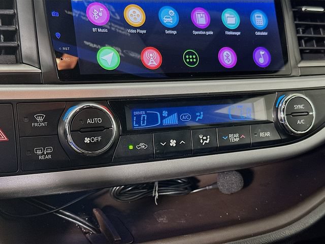 Used 2018 Toyota Highlander Limited Platinum AWD/4WD image 23
