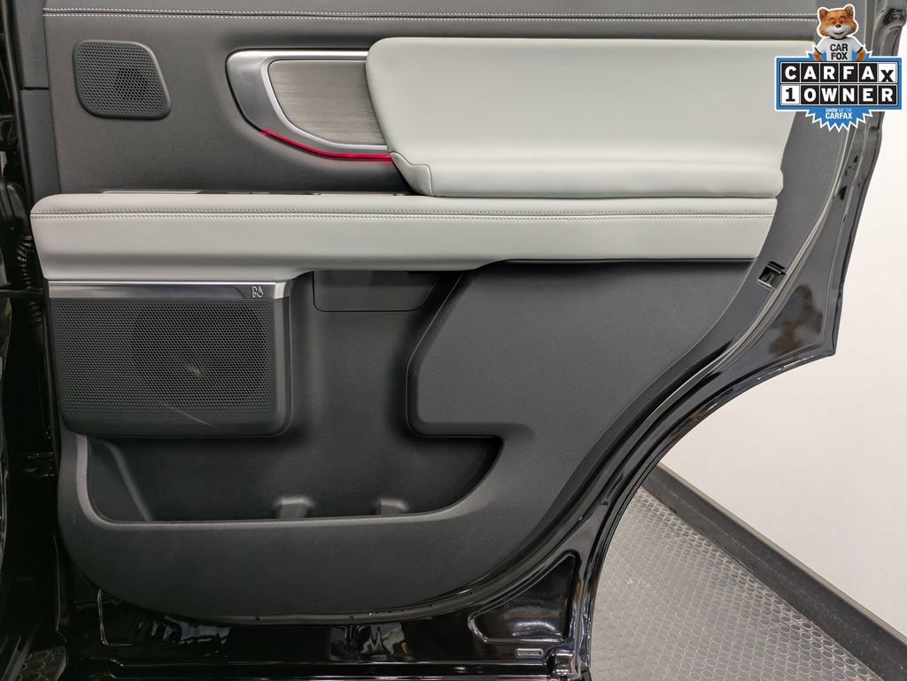 Certified 2025 Ford Expedition Platinum w/ Driver's Package image 34