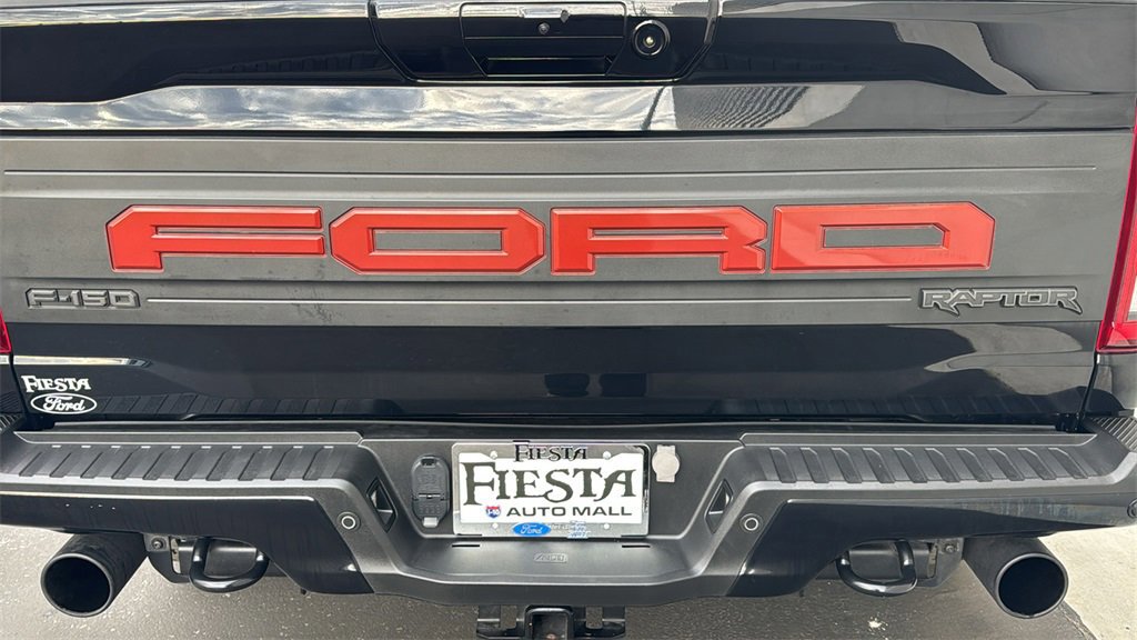 Certified 2023 Ford F150 Raptor w/ Raptor Carbon Fiber Package image 3