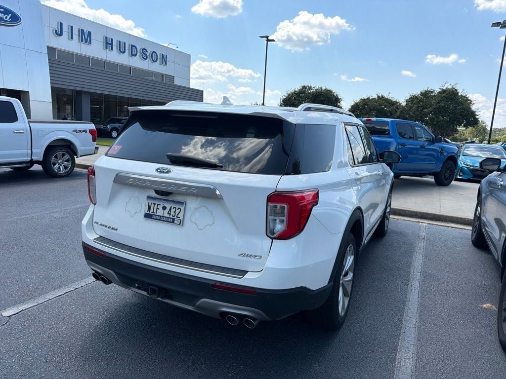 Certified 2022 Ford Explorer Platinum w/ Equipment Group 601A AWD/4WD image 15