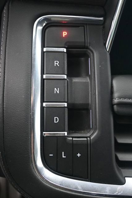 Used 2023 Chevrolet Tahoe LT w/ Luxury Package AWD/4WD image 12