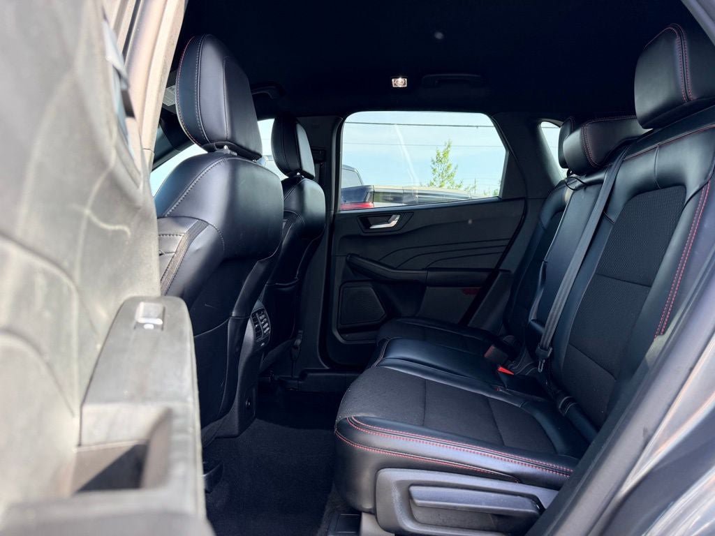 Certified 2025 Ford Escape ST-Line FWD image 15
