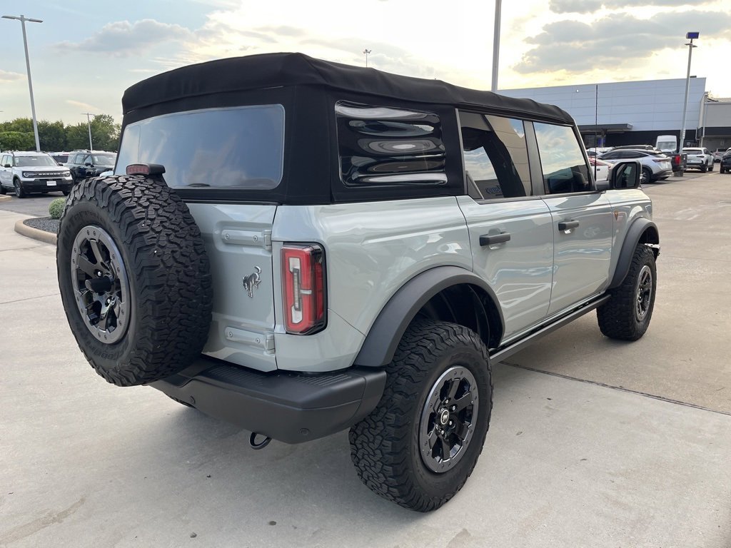 Certified 2021 Ford Bronco Badlands image 5
