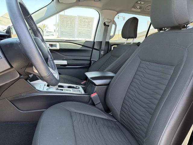 Certified 2021 Ford Explorer XLT RWD image 22