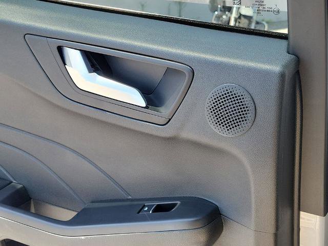 Certified 2025 Ford Escape SE w/ PHEV Premium Package FWD image 18