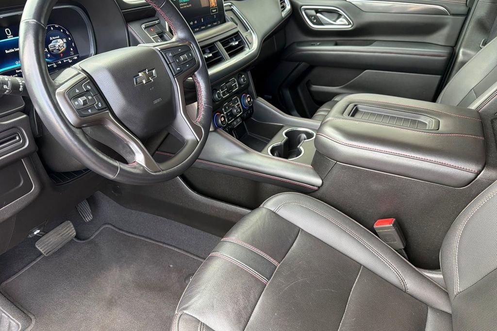 Used 2022 Chevrolet Tahoe RST w/ Luxury Package AWD/4WD image 9