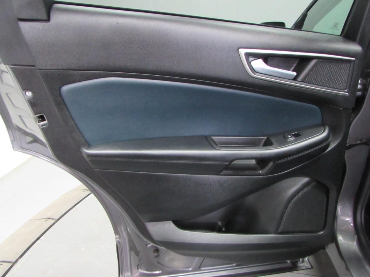 Certified 2023 Ford Edge SEL w/ Sport Appearance Package AWD/4WD image 14