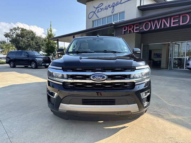 Certified 2023 Ford Expedition Limited image 3