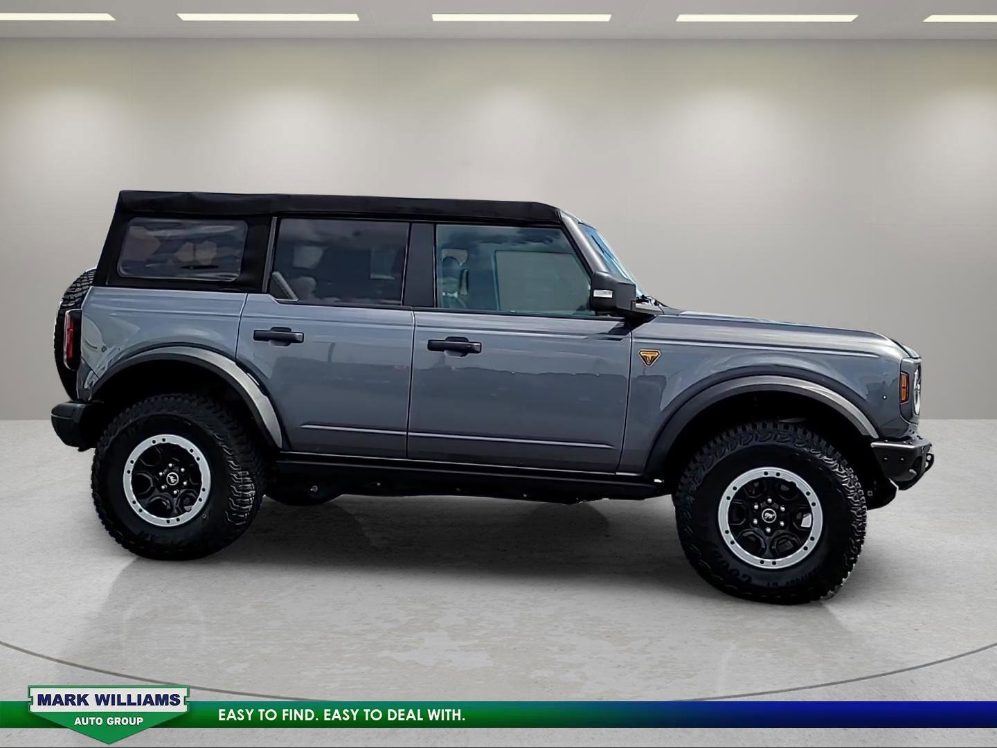Certified 2022 Ford Bronco Badlands w/ Sasquatch Package AWD/4WD image 6