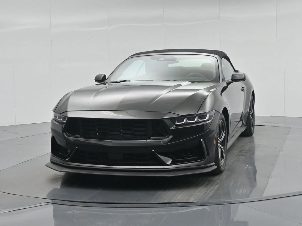 Certified 2025 Ford Mustang Premium image 28