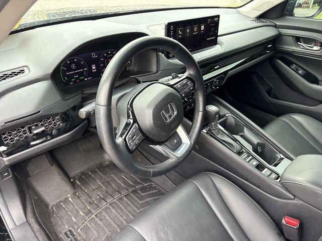 Used 2025 Honda Accord Touring image 12