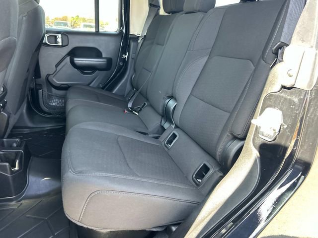 Used 2023 Jeep Gladiator Sport image 22