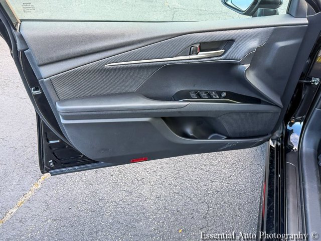 Used 2026 Toyota Camry SE FWD image 23