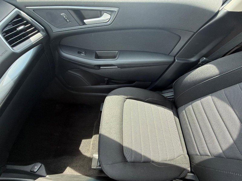 Certified 2019 Ford Edge SE AWD/4WD image 23