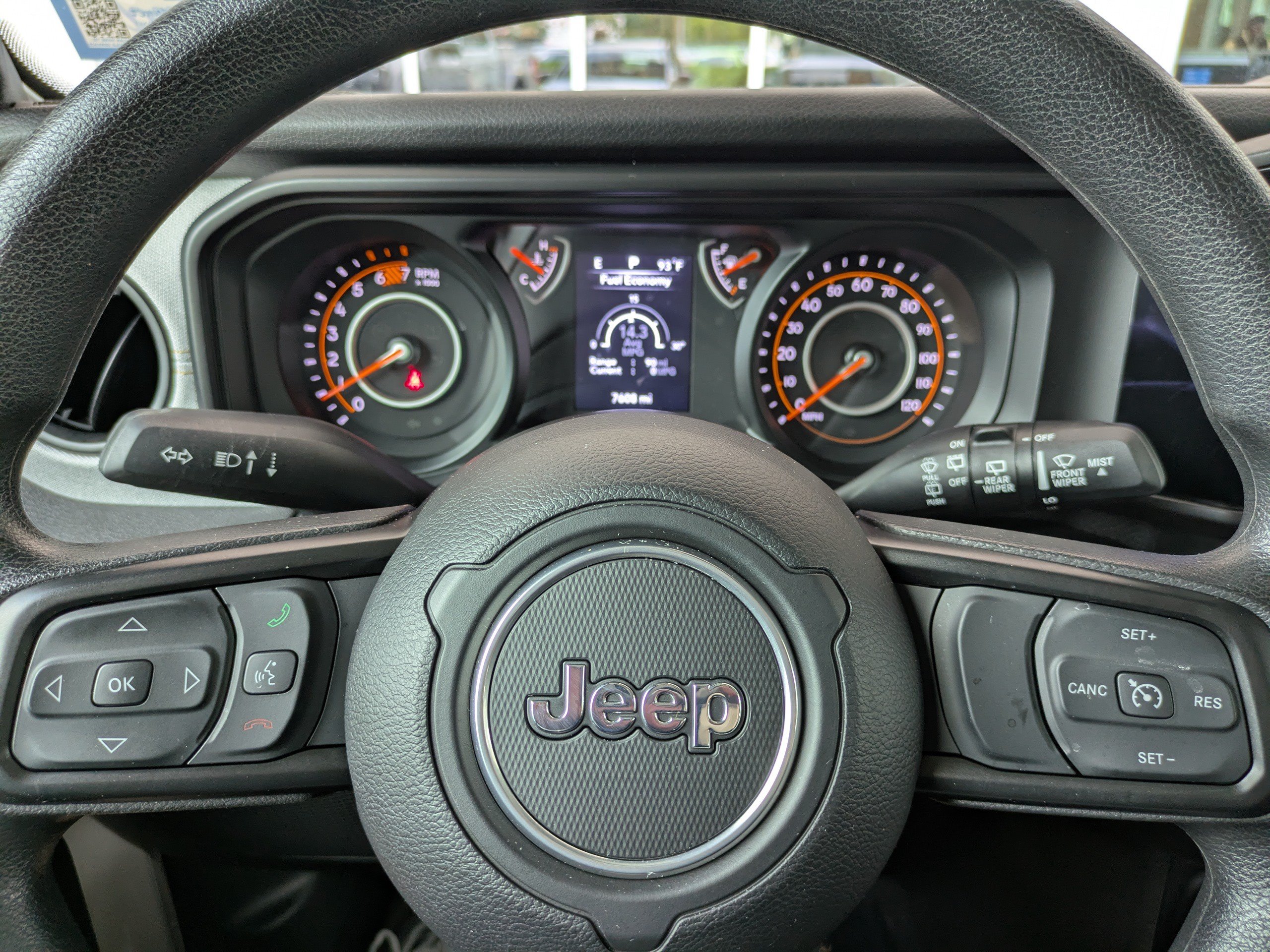 Used 2025 Jeep Wrangler Sport AWD/4WD image 25
