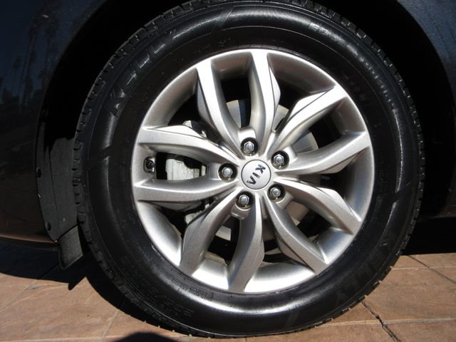 Used 2019 Kia Sedona EX image 8