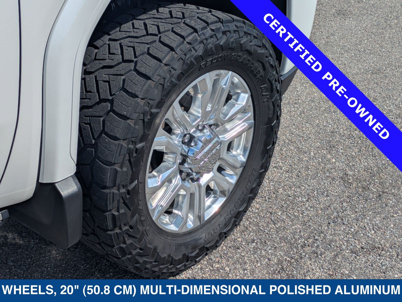 Used 2023 GMC Sierra 2500 Denali w/ Denali Ultimate Package AWD/4WD image 13