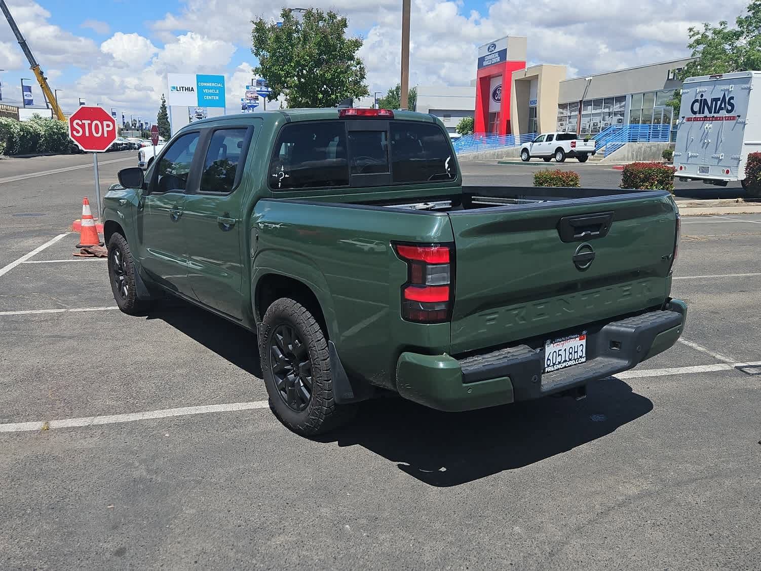 Used 2022 Nissan Frontier SV image 6