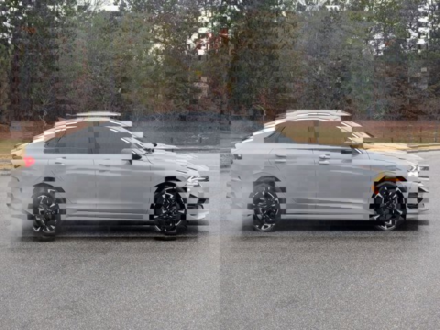 Used 2023 Kia K5 GT-Line image 6