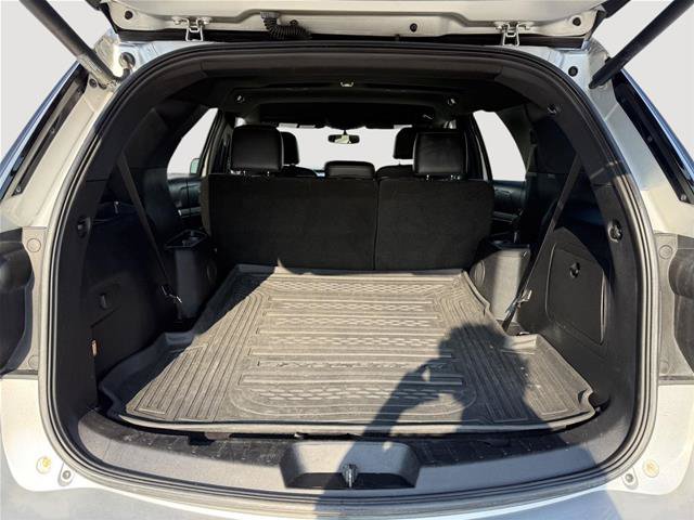 Certified 2017 Ford Explorer XLT w/ Equipment Group 202A AWD/4WD image 23