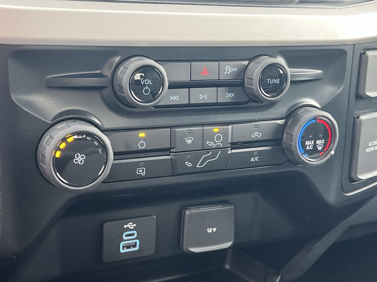 Certified 2026 Ford F250 XLT AWD/4WD image 28