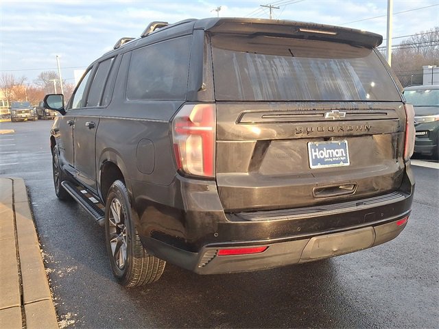 Used 2023 Chevrolet Suburban Z71 w/ Luxury Package image 2