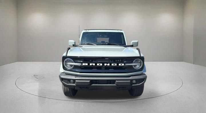 Certified 2023 Ford Bronco Outer Banks AWD/4WD image 2