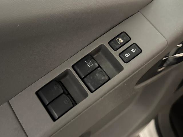 Used 2019 Nissan Frontier SV image 16