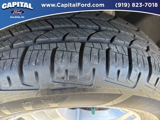 Certified 2022 Ford Explorer XLT image 14