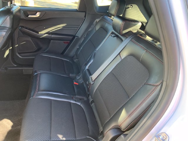 Certified 2025 Ford Escape ST-Line Select AWD/4WD image 12