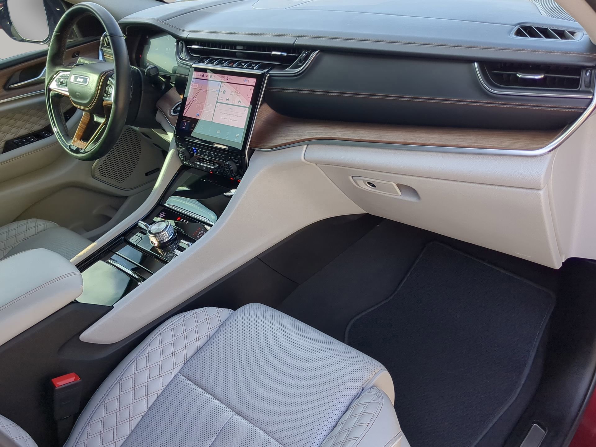 Used 2022 Jeep Grand Cherokee L Summit w/ Advanced Protech Group IV image 41