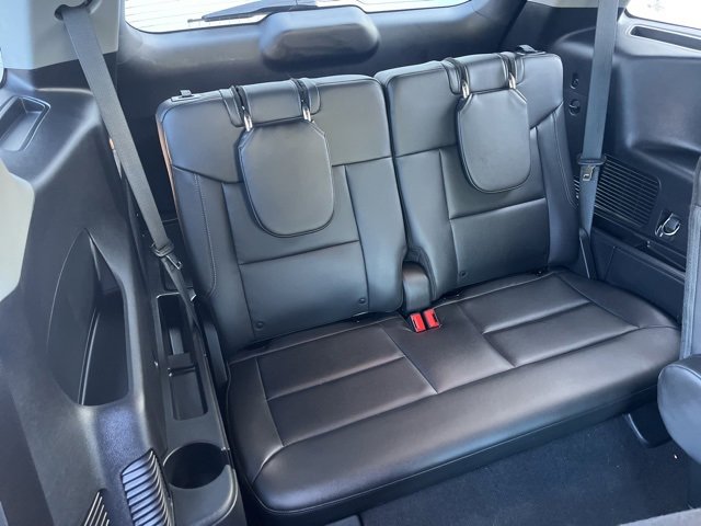 Certified 2022 Ford Explorer XLT w/ Equipment Group 202A image 37