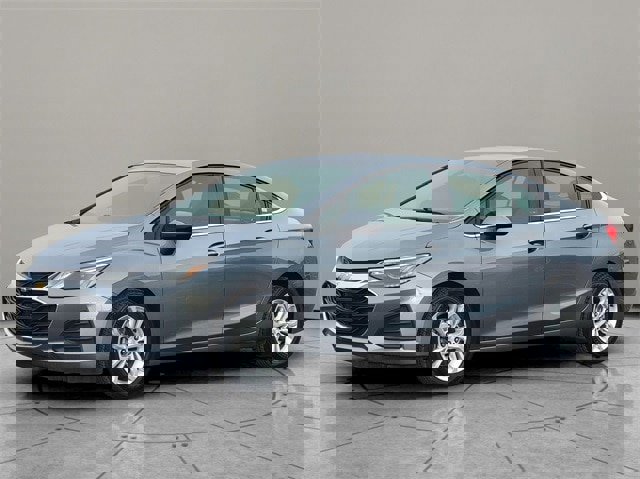 Used 2019 Chevrolet Cruze Diesel w/ Sun And Sound Package image 3