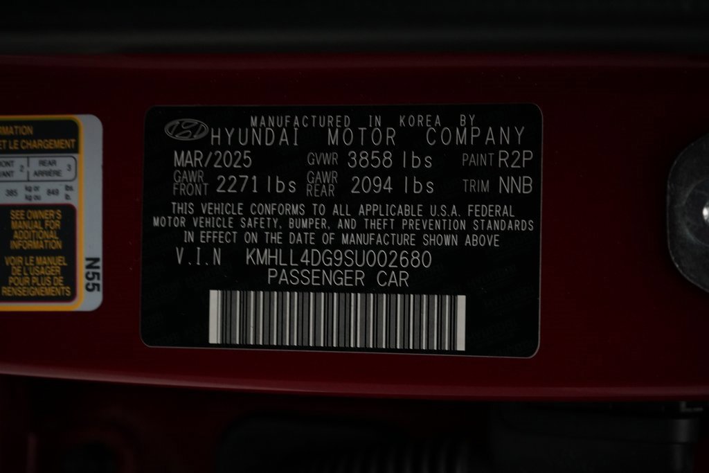 Used 2025 Hyundai Elantra SE image 22