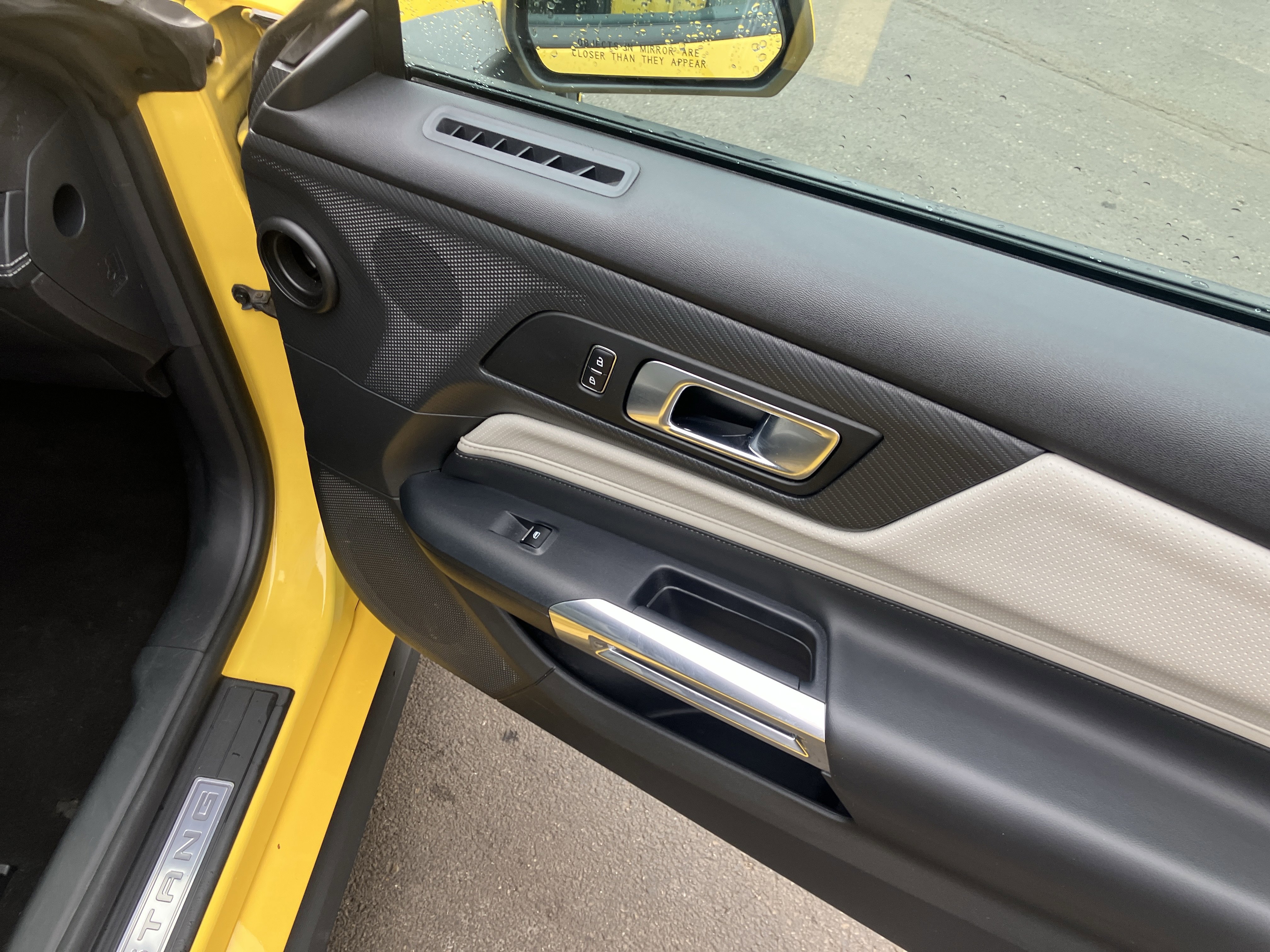 Certified 2024 Ford Mustang Premium image 10