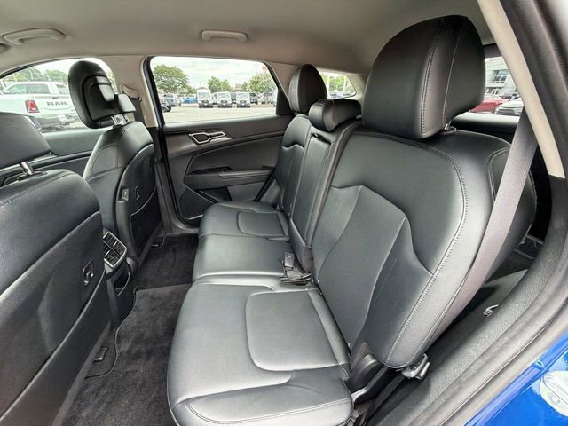 Used 2023 Kia Sportage EX FWD image 26