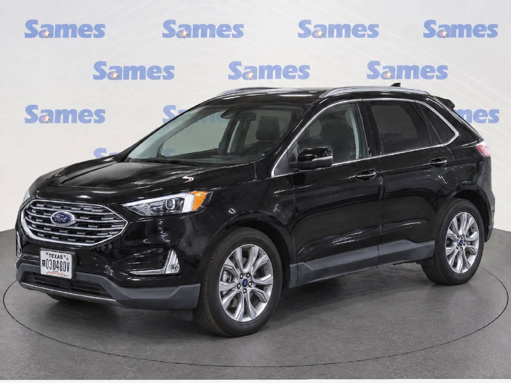Certified 2024 Ford Edge Titanium AWD/4WD image 2