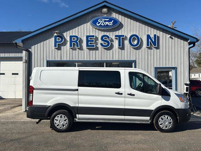 Certified 2022 Ford Transit 250 w/ Exterior Upgrade Package image 6