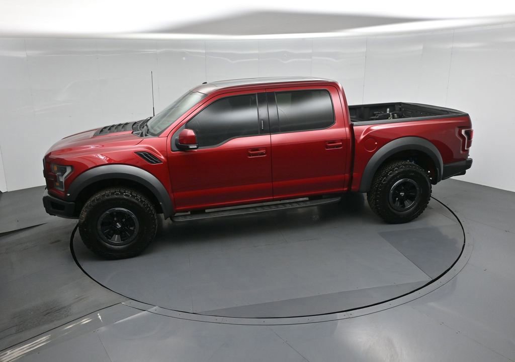 Certified 2017 Ford F150 Raptor w/ Equipment Group 802A Luxury image 24
