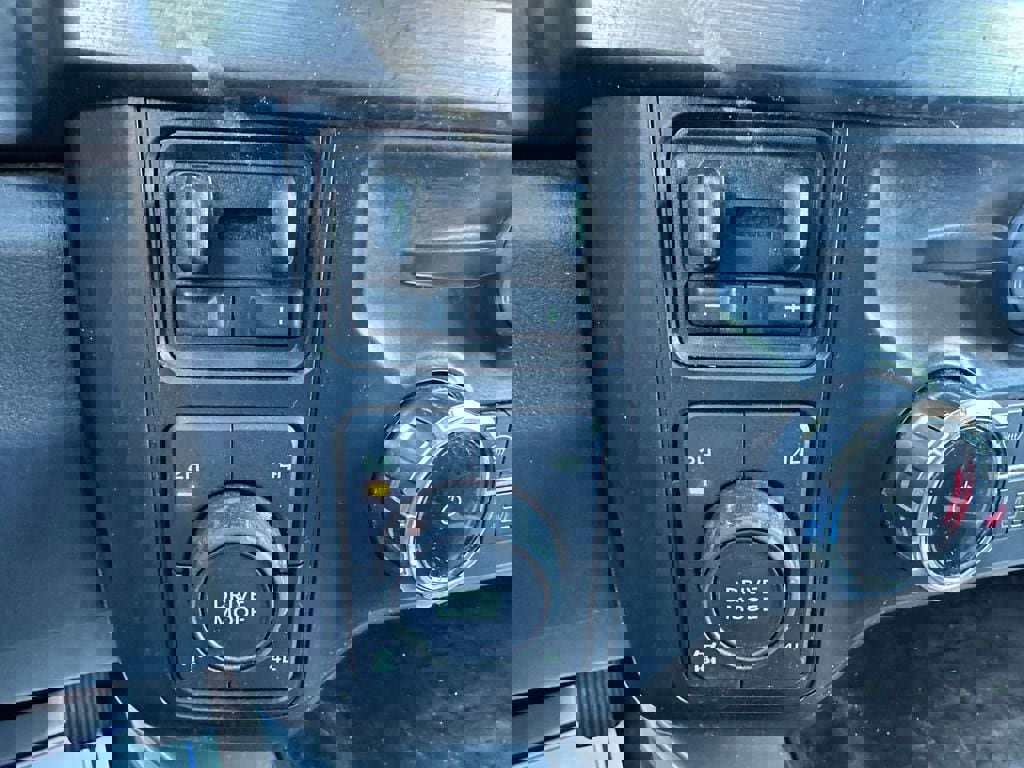 Certified 2024 Ford F250 Lariat w/ Chrome Package image 10